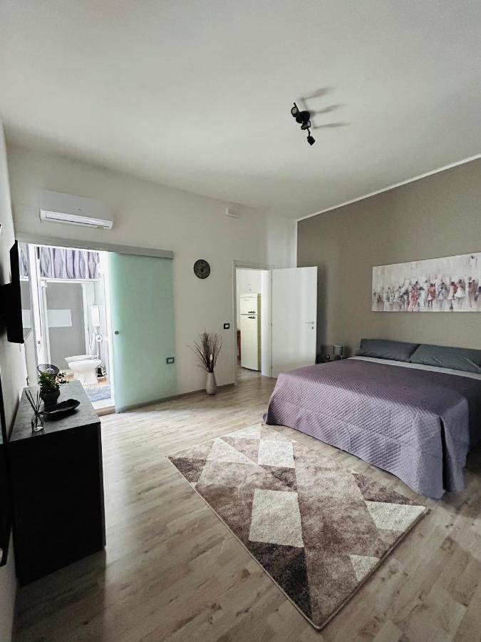 Essential House Apartment บรินดิซิ ภายนอก รูปภาพ